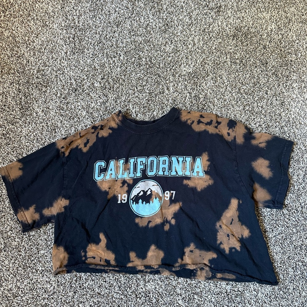 Tillys California crop top size small